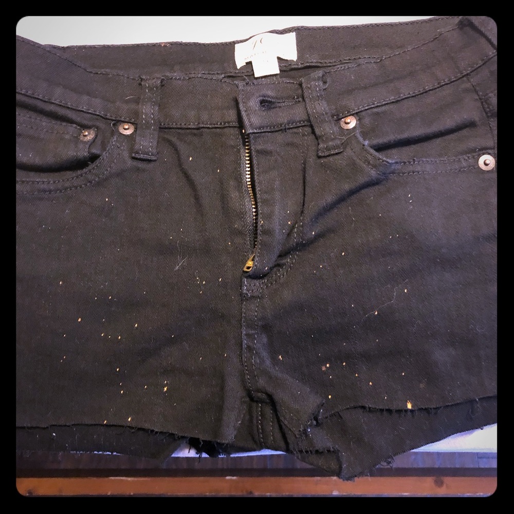 Cut off shorts